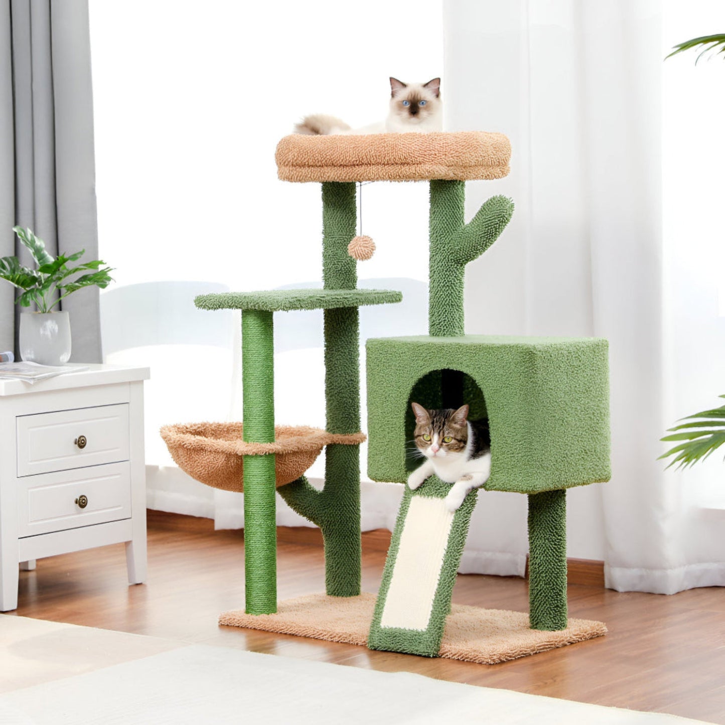 Arbre à Chat en Forme de Cactus